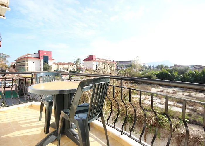 Minta Apartahotel 4*
