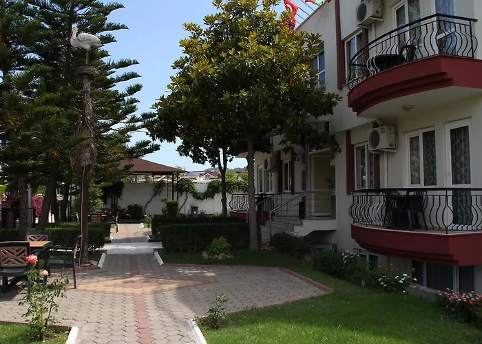 Minta Apartahotel 4*