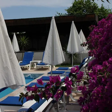 Aparthotel Minta