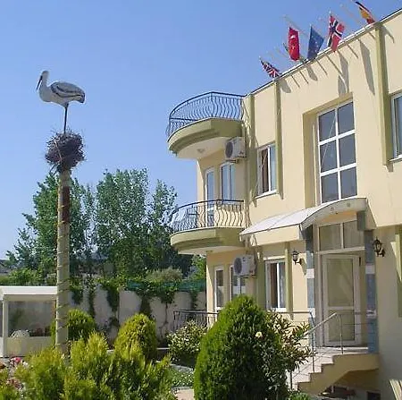 Minta Aparthotel
