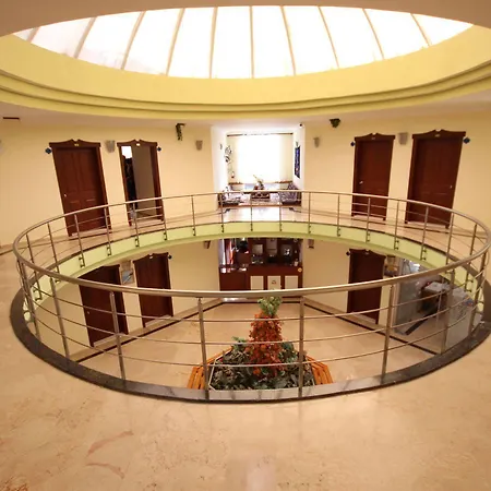 Aparthotel Minta