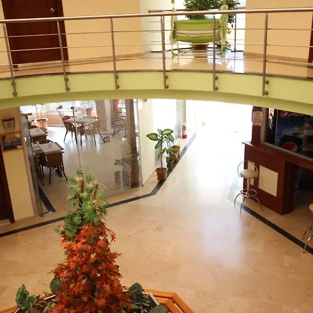 Minta Aparthotel