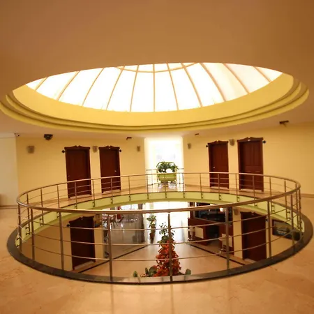 Aparthotel Minta