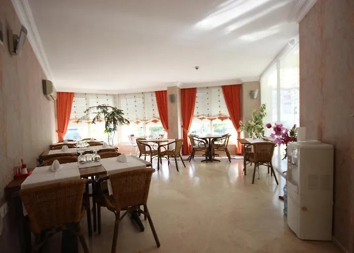 Aparthotel Minta 4*